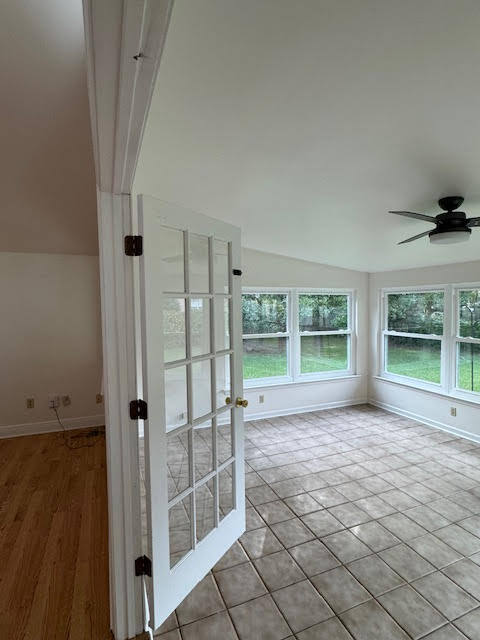 Building Photo - 6625 Golf Club Dr