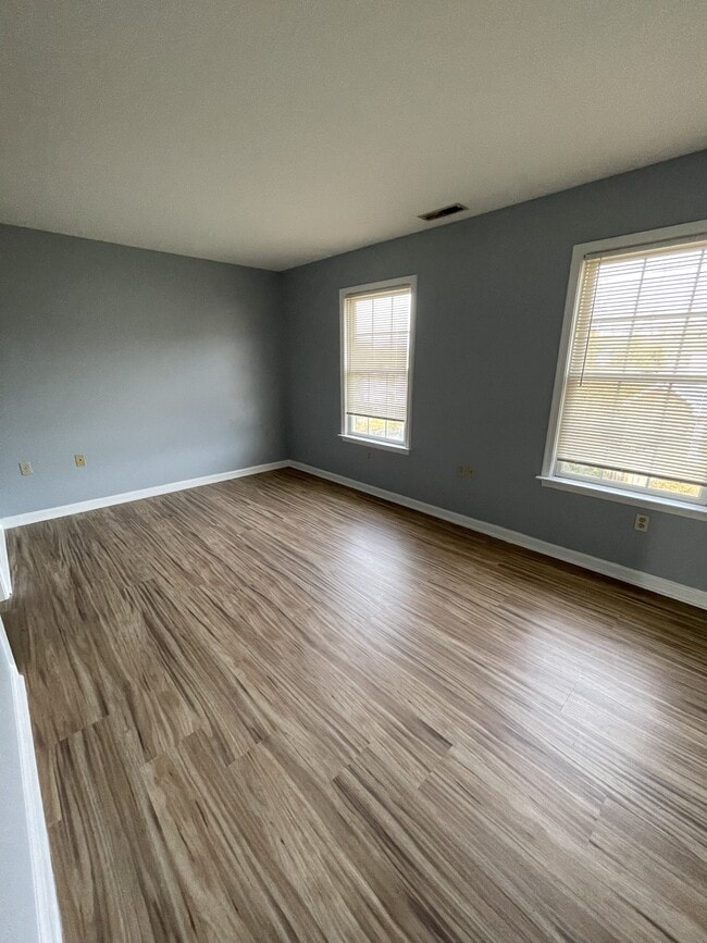 Building Photo - 1007 Caroline St