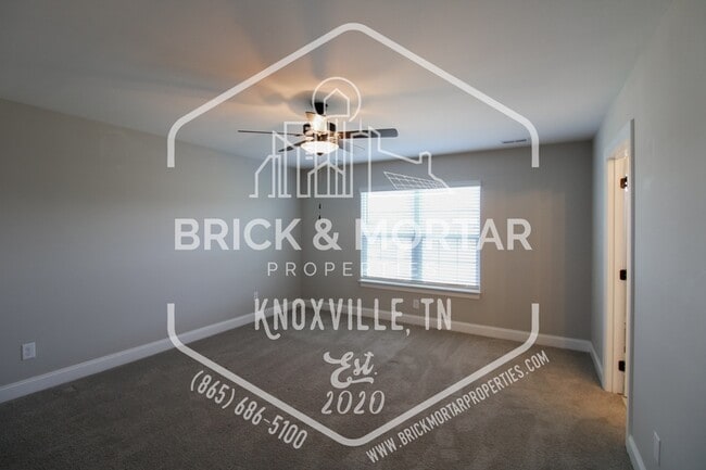 Building Photo - 1669 Spring Berry Ln