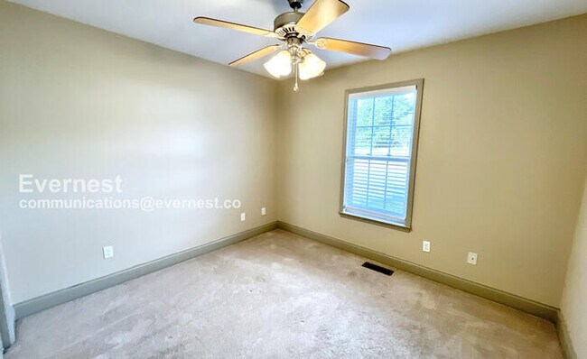 Building Photo - 6065 Gibbs Ln