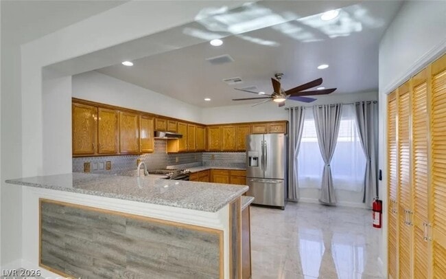 Building Photo - 2659 Lochleven Way