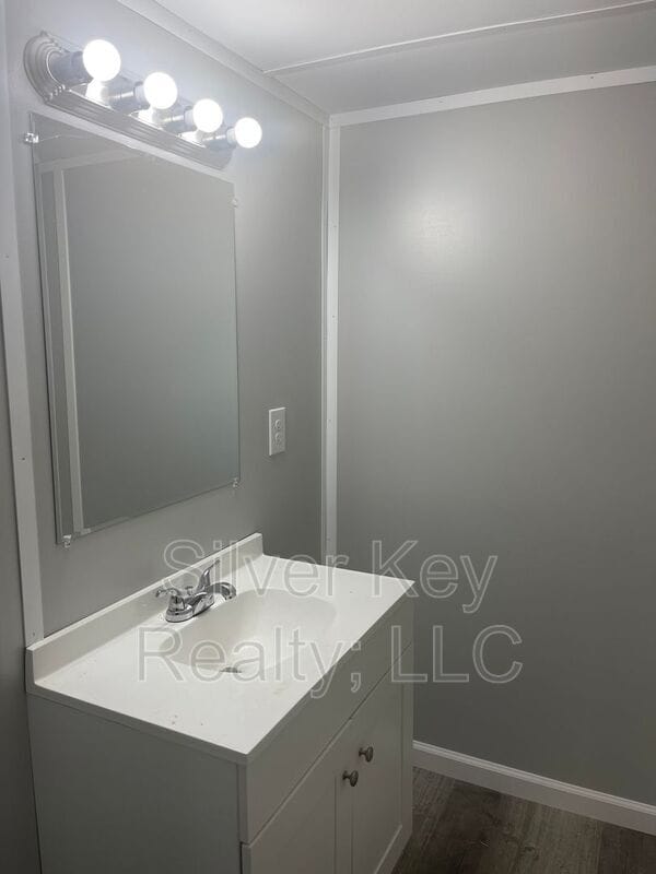 Building Photo - 1004 S Jackson St