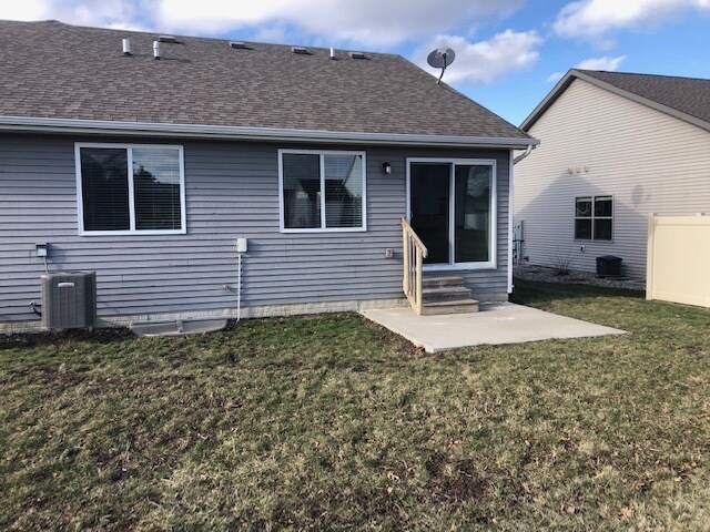 Building Photo - 3716 Marigold Dr