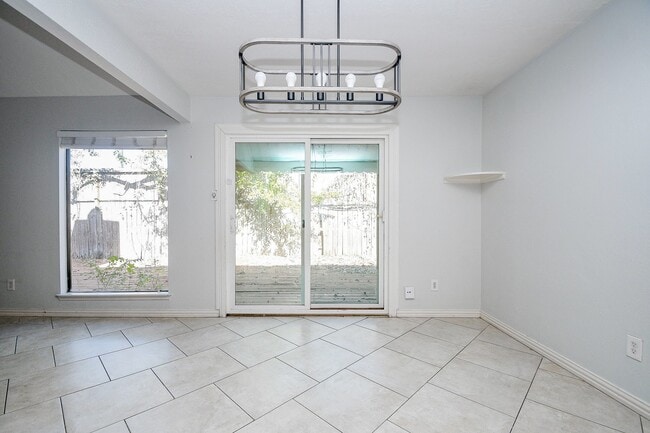 Building Photo - 7538 Quail Meadow Dr