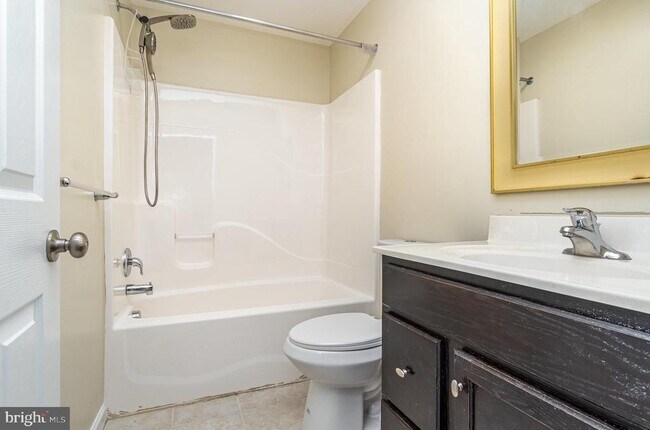 Building Photo - 57 Tavern House Hill