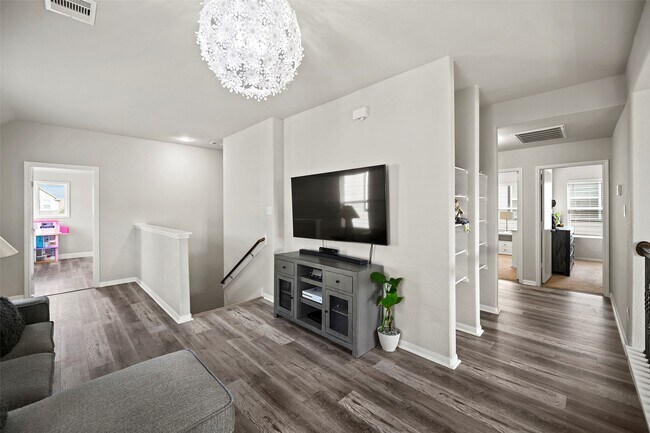 Building Photo - 2110 Artic Loon Dr