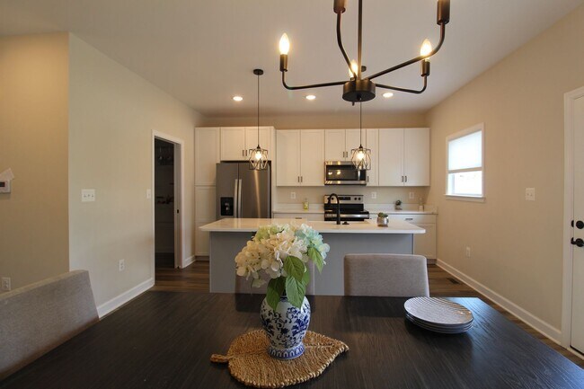 Building Photo - New construction 4 bed 3.5 bath townhome!