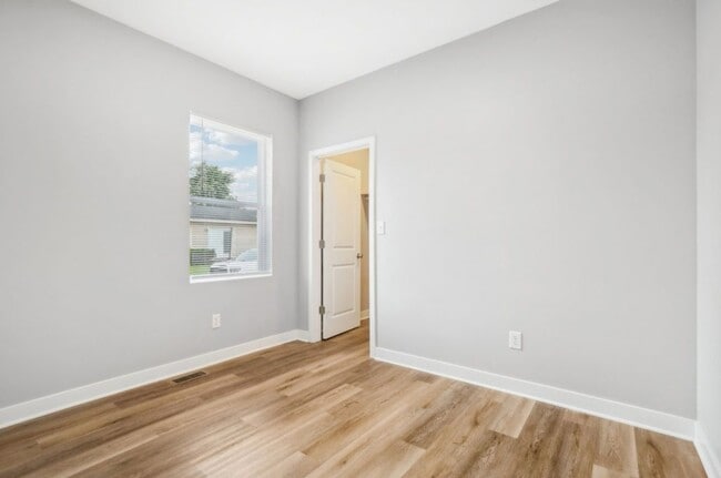 Building Photo - 1248 Herbert St