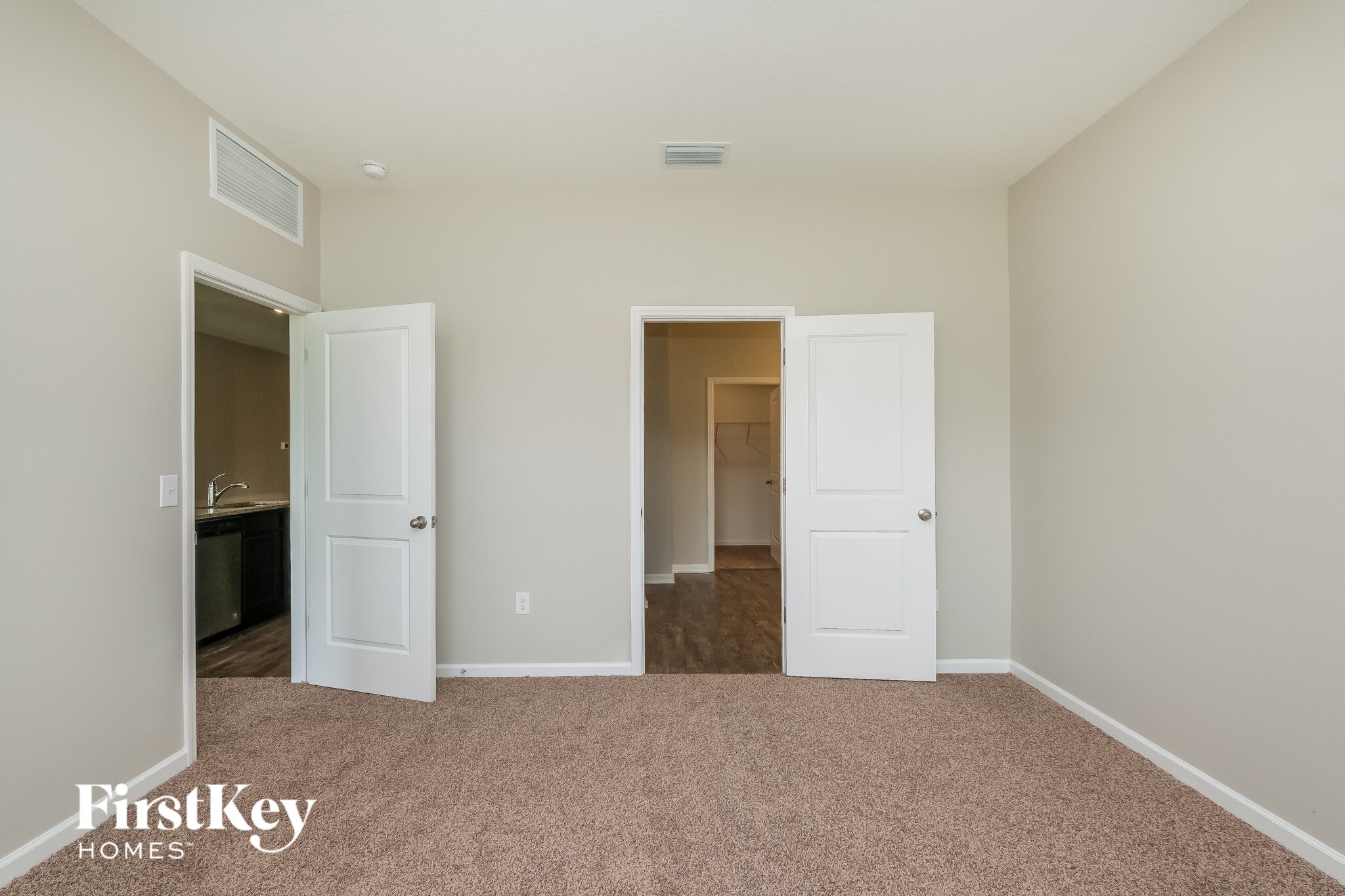 Building Photo - 5654 Alexander Springs Pl