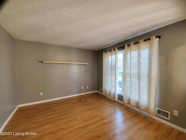 Building Photo - 9211 N Pirogue Ct