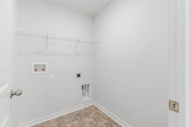 Building Photo - NEW Single Family Home in a Private Community!