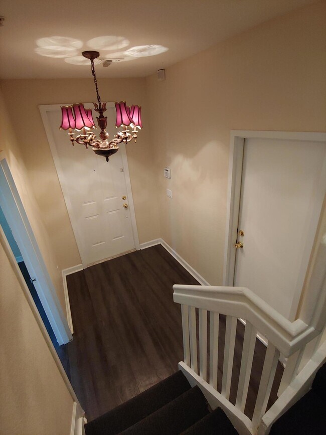 Building Photo - 3106 Shoma Dr