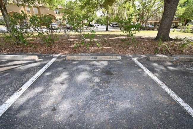 Building Photo - 36015 Deer Creek Dr