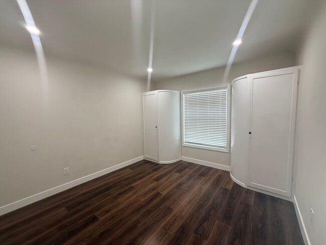 Building Photo - 3 bedroom home in a great neighborhood in Riverside