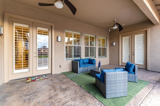 Building Photo - 27414 N 22nd Ln