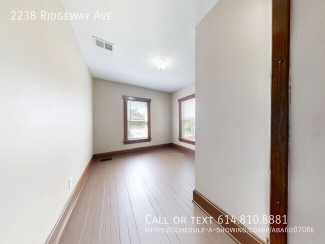 Building Photo - 2238 Ridgeway Ave