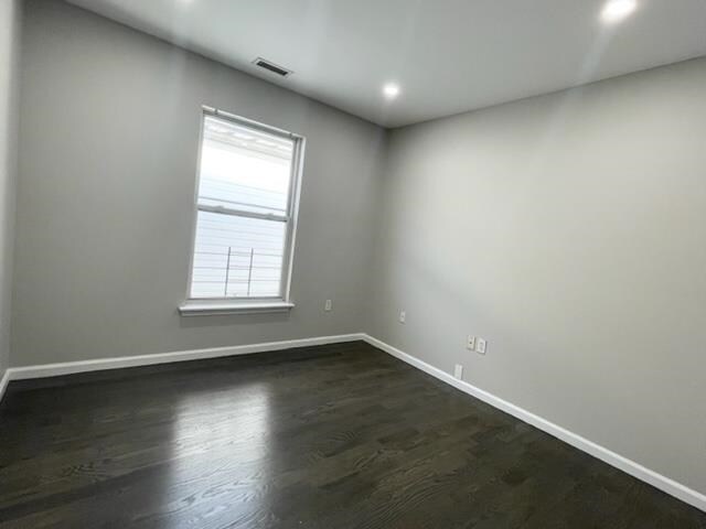 Building Photo - 127 Jefferson Ave