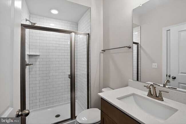 Building Photo - 3612 Farr Ave