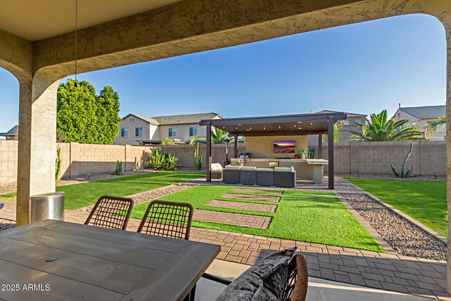 Building Photo - 19675 E Oriole Way