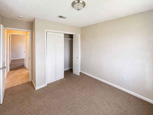 Building Photo - 8607 Sherrywood Dr