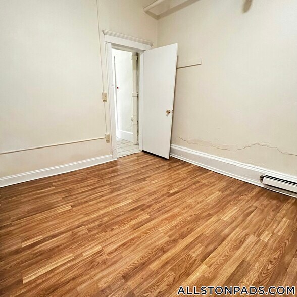 Building Photo - 1144 Commonwealth Ave