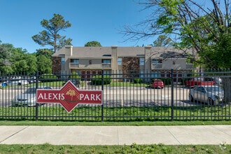 Building Photo - Alexis Park Apartments