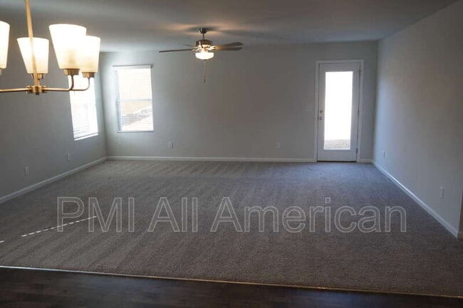 Building Photo - 289 Greenbay St