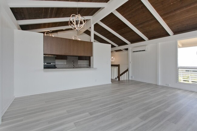 Building Photo - Lower Makakilo - Stunning Fully Remodeled ...