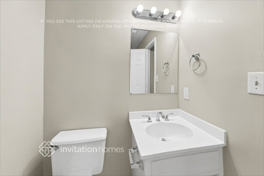 Building Photo - 201 Hambridge Ct
