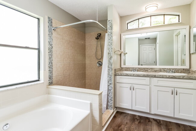 Building Photo - 5779 Forester Oak Ct
