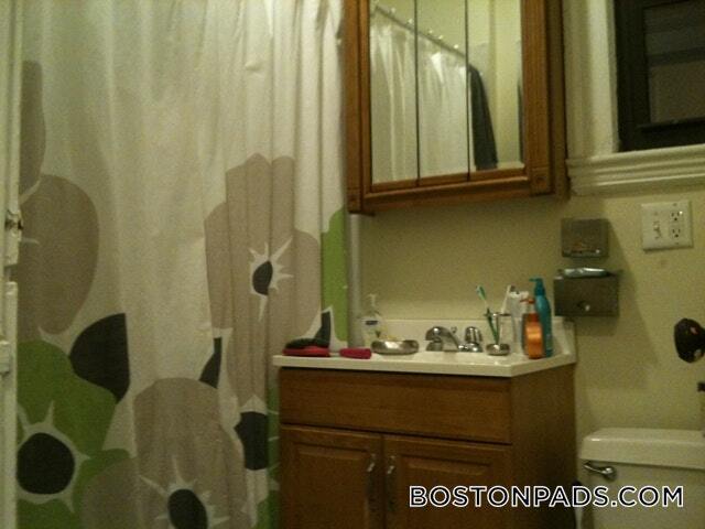 Building Photo - 115 St Stephen St