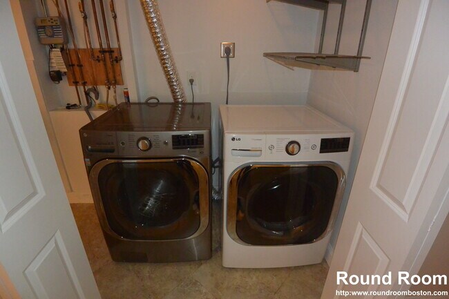 Building Photo - 100 Kimball Rd