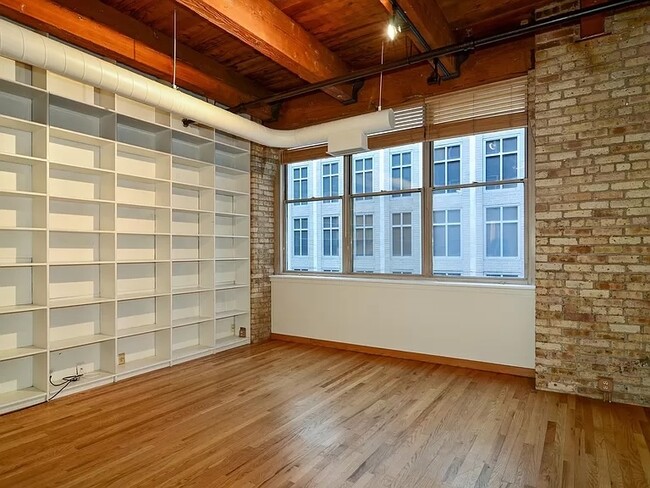 Building Photo - 540 N Lake Shore Dr