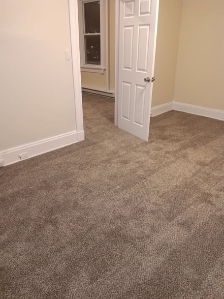 Building Photo - 2467 W McMicken Ave