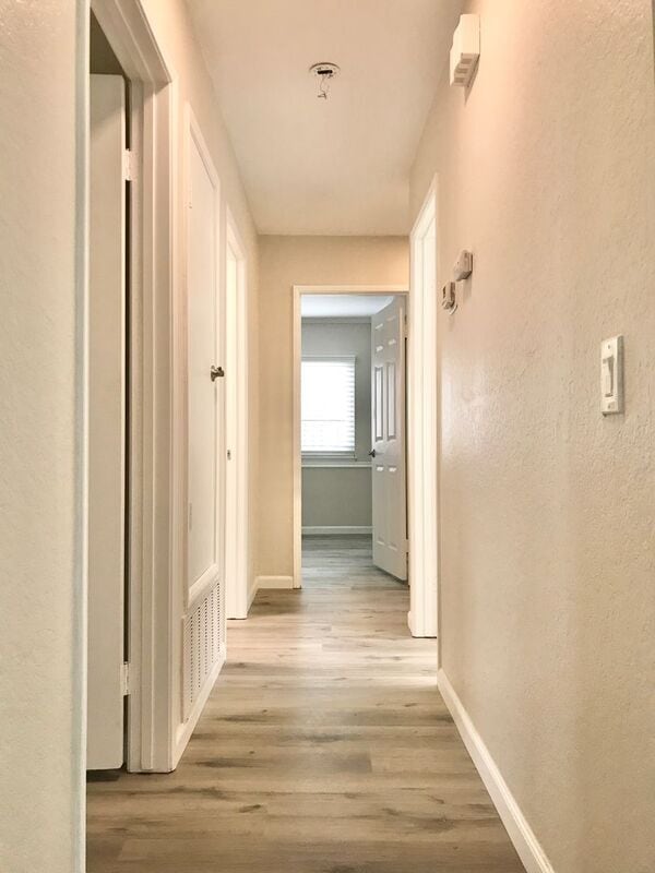 Building Photo - 28582 La Cumbre