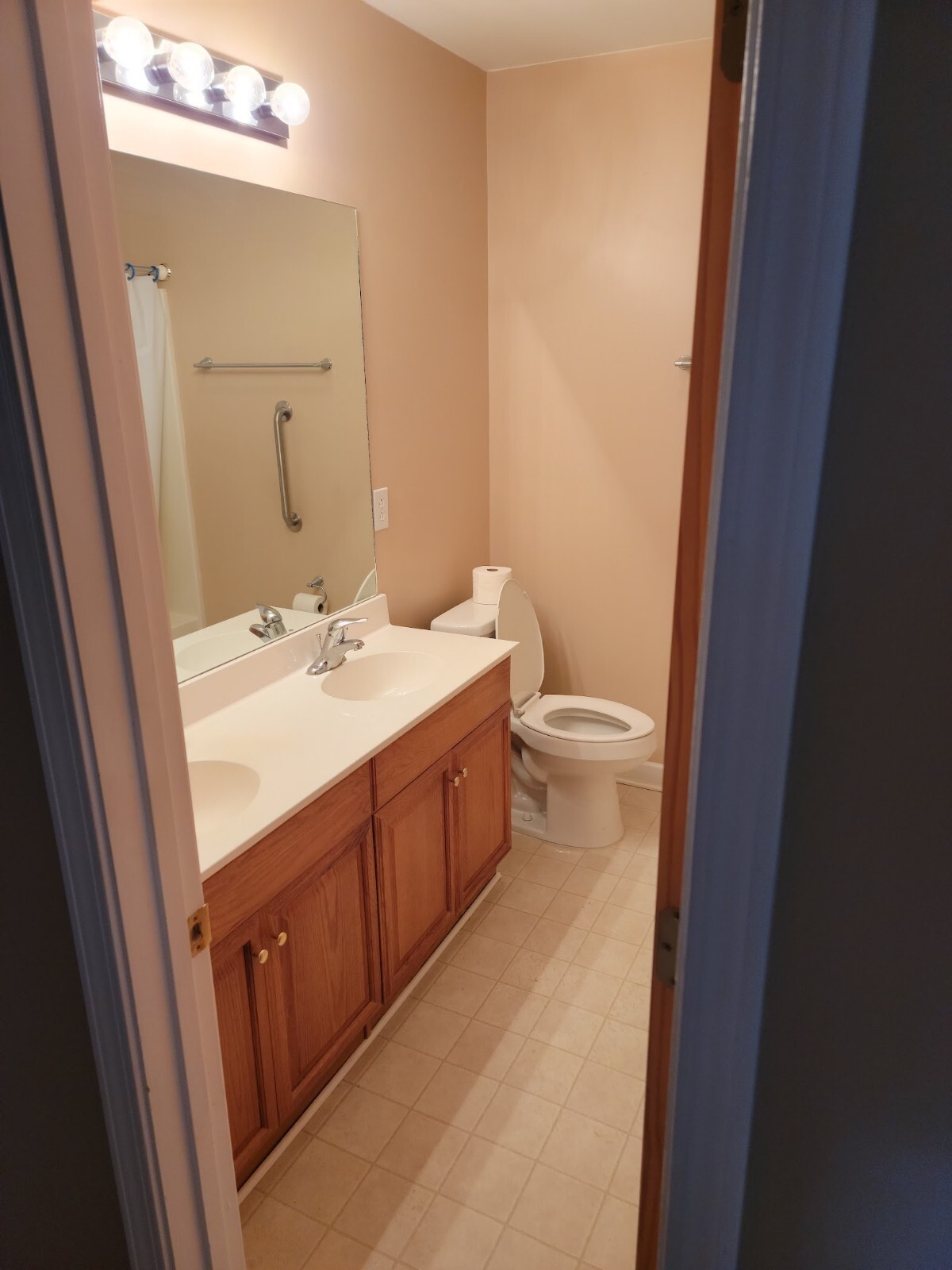 Upstairs bathroom - 7649 Keistlers Store Rd