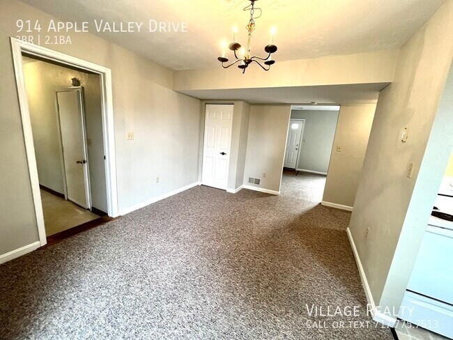 Building Photo - 914 Apple Valley Dr
