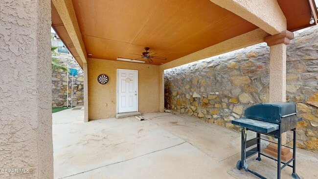 Building Photo - 12528 Sun Empress Dr