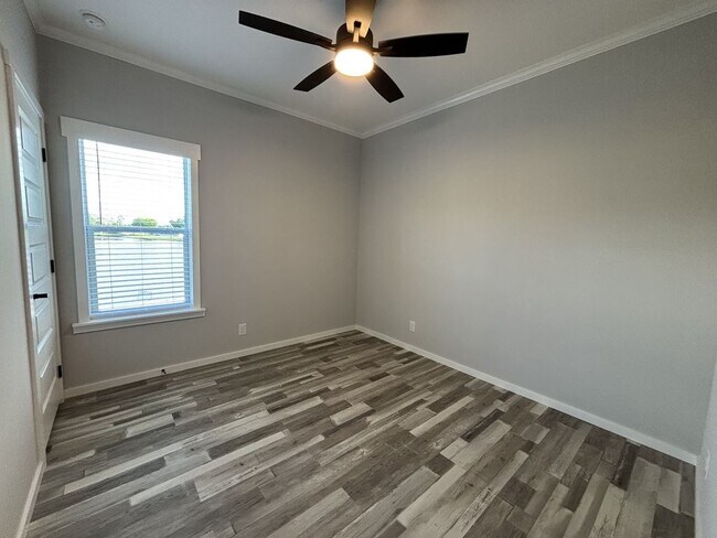 Building Photo - 19419 Tarpon Woods Ct