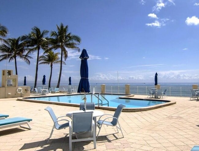Building Photo - 3475 S Ocean Blvd