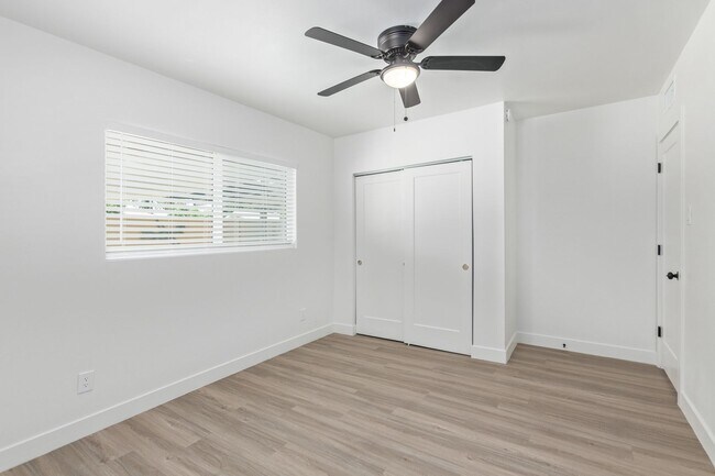 Building Photo - 3 bed | 2 bath Casita Style Home - 1 Mile to ASU!