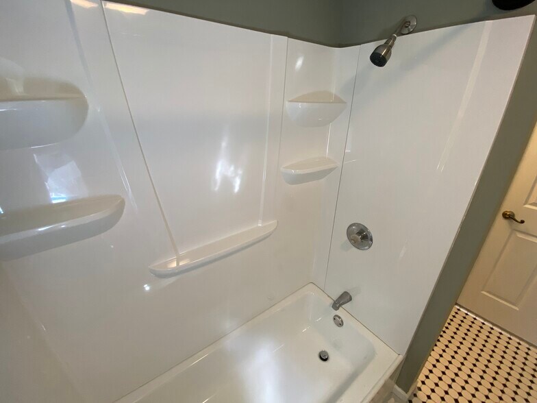 Building Photo - 133 Washington St