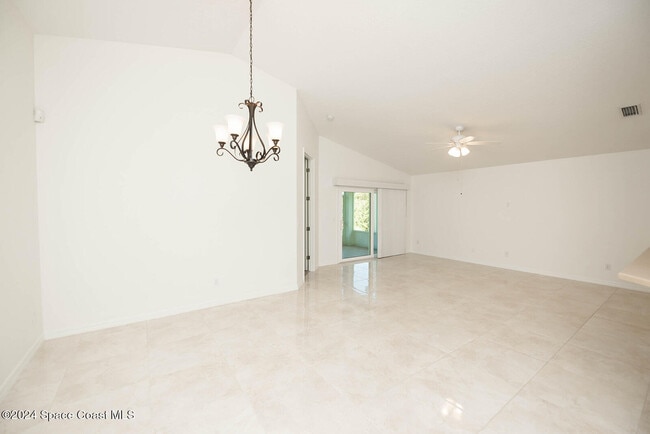 Building Photo - 3446 Hoofprint Dr