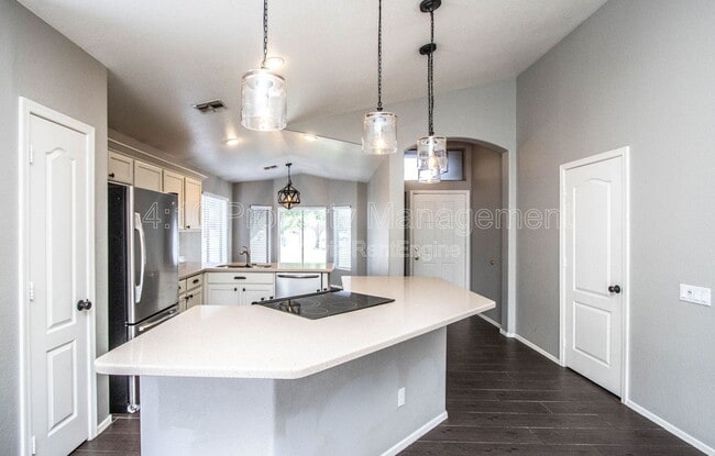 Building Photo - 1944 W Canyon Way