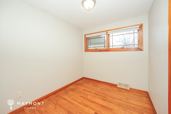 Building Photo - 3147 Wilson St