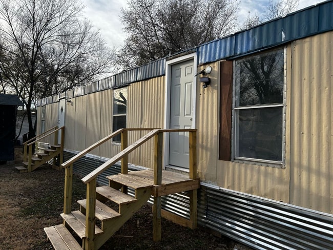 Building Photo - 6503 E Amarillo Blvd