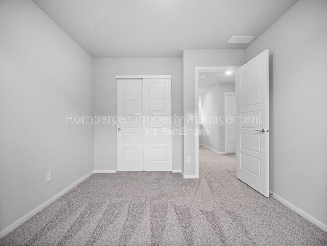 Building Photo - 5817 W Georgetown Ln