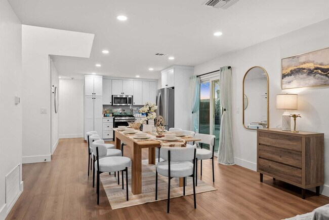 Building Photo - 1676 Raynell Way