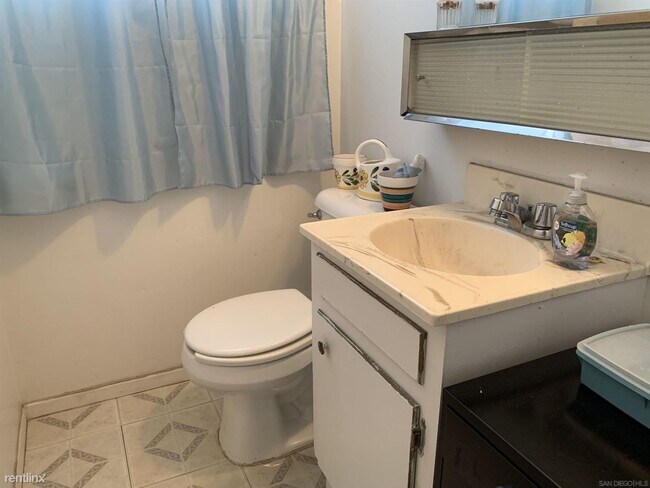 Building Photo - 3 br, 1.5 bath House - 11374 Acrux Dr