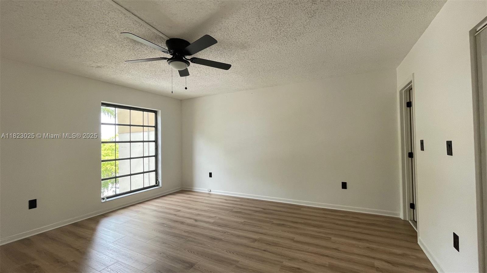 Building Photo - 5550 NW 44th St
